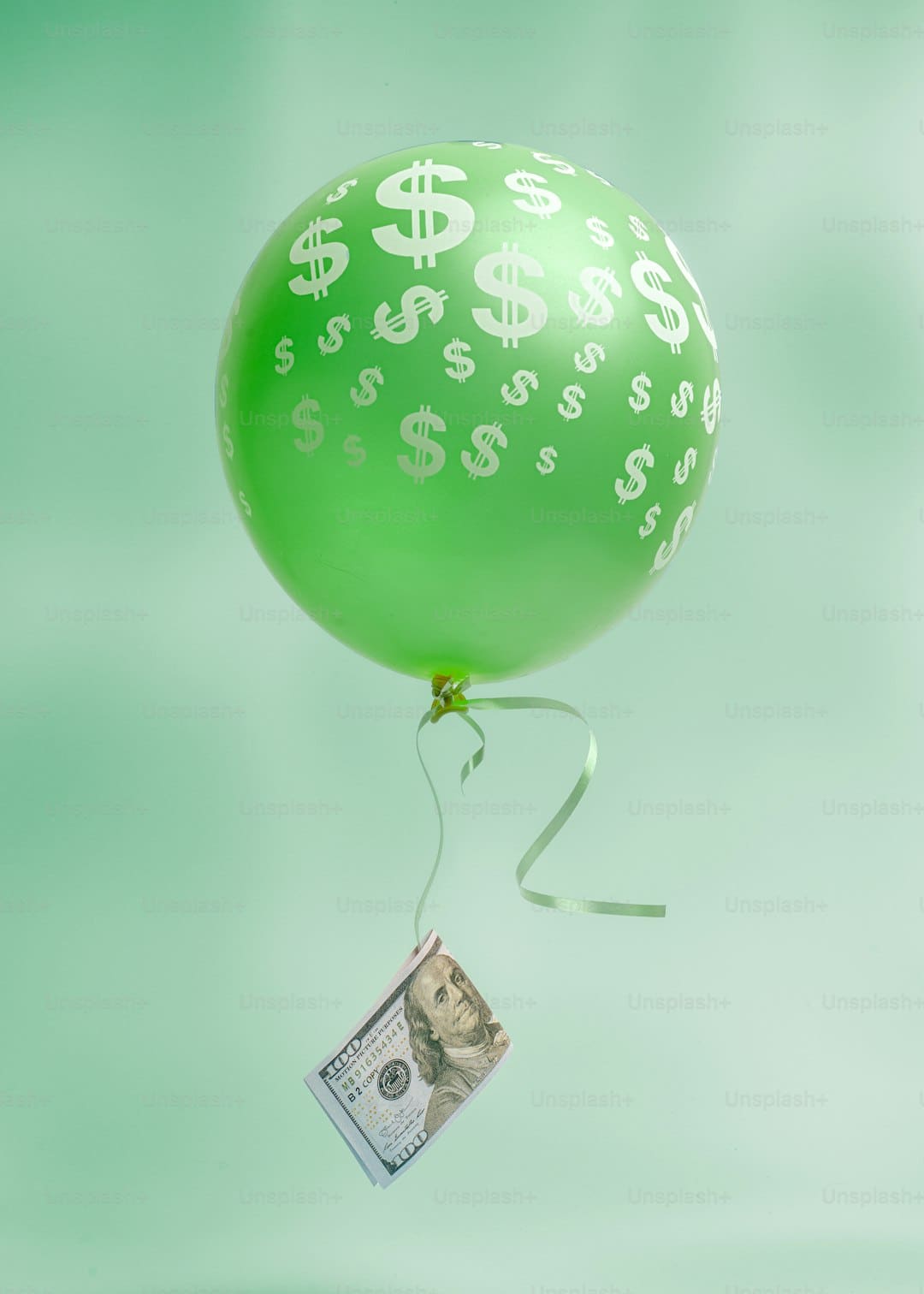 谁撑起暑期档100亿票房？